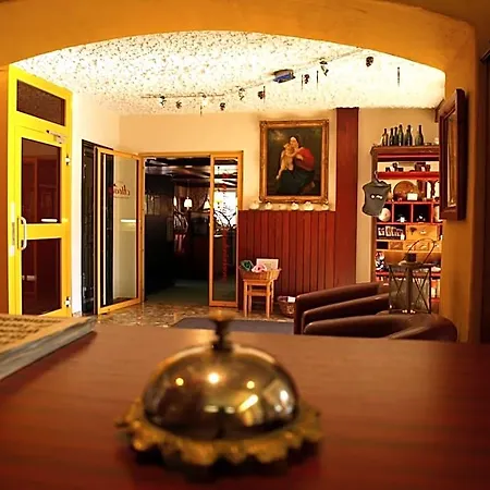 Aloisia, Garni Hotel